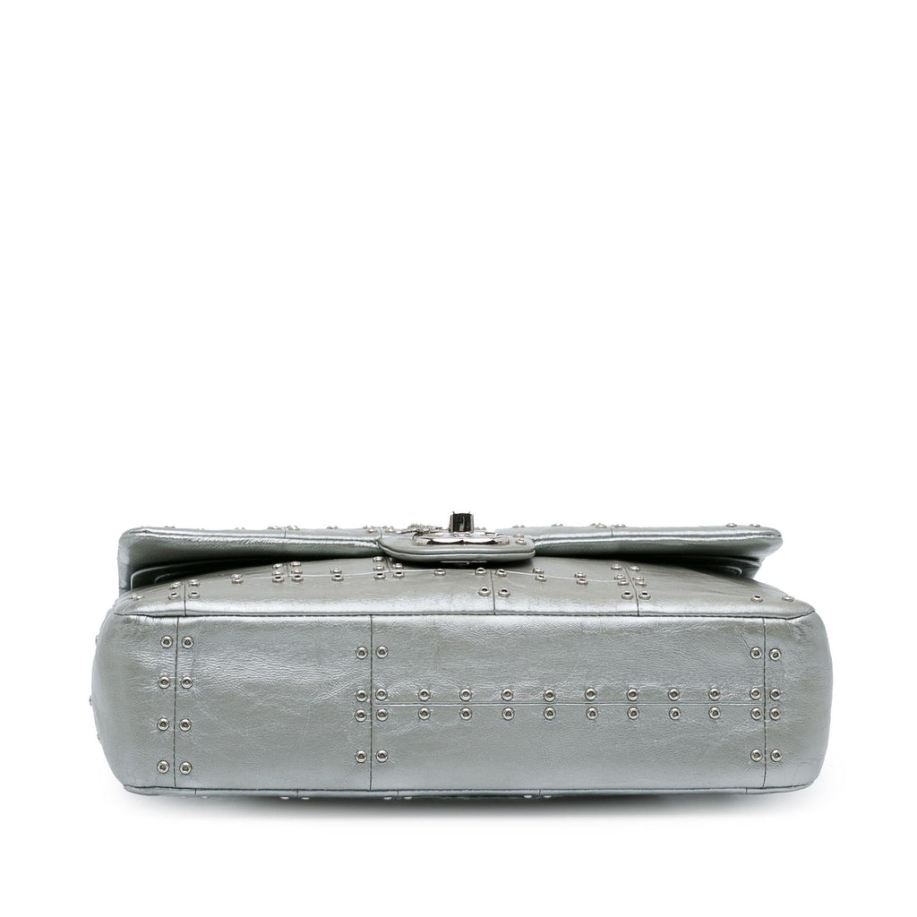 Chanel Medium Glazed Calfskin Grommet Embellished Airline Double Flap (SHG-3ngMjI)
