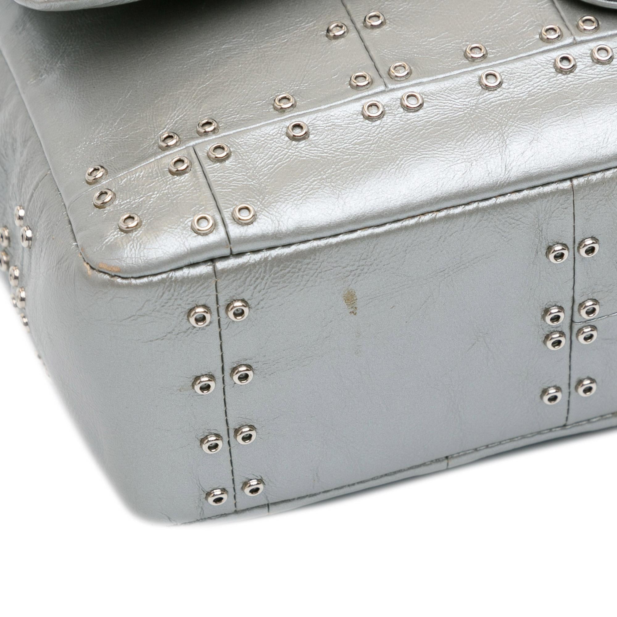 Chanel Medium Glazed Calfskin Grommet Embellished Airline Double Flap (SHG-fbozO4)