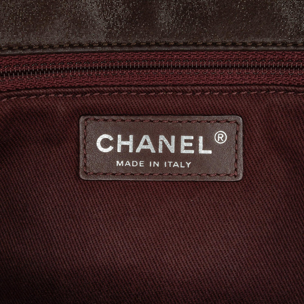 Chanel Medium Iridescent Calfskin In The Mix Flap (SHG-6KToLL)