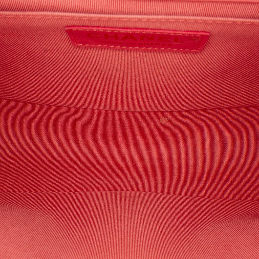 Chanel Medium Lambskin Boy Flap Bag (SHG-5TRcJM)