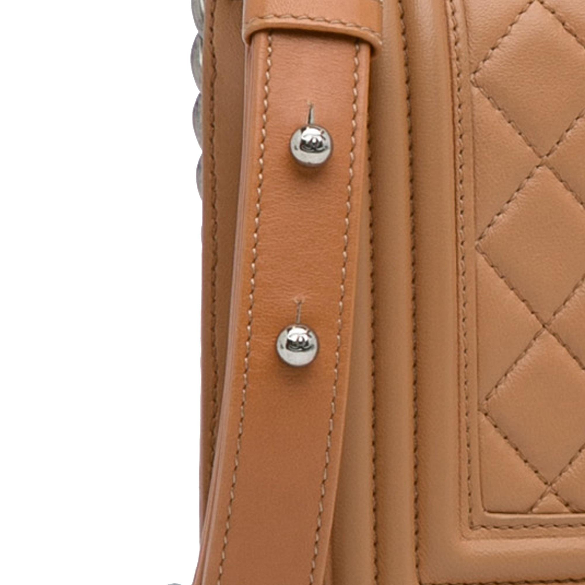 Chanel Medium Lambskin Boy Flap Bag (SHG-12u1uJ)