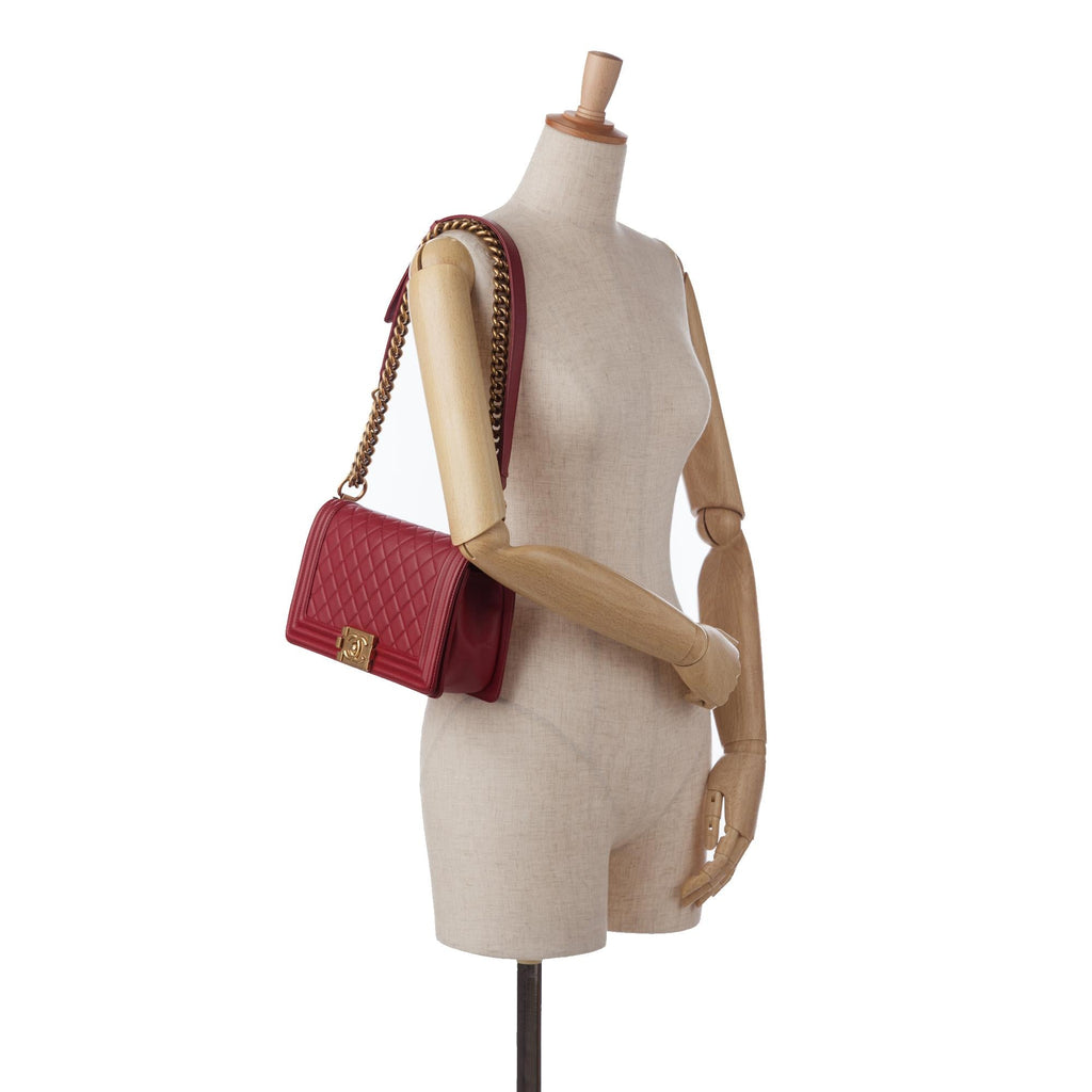Chanel Medium Lambskin Boy Flap Bag (SHG-OR86HO)