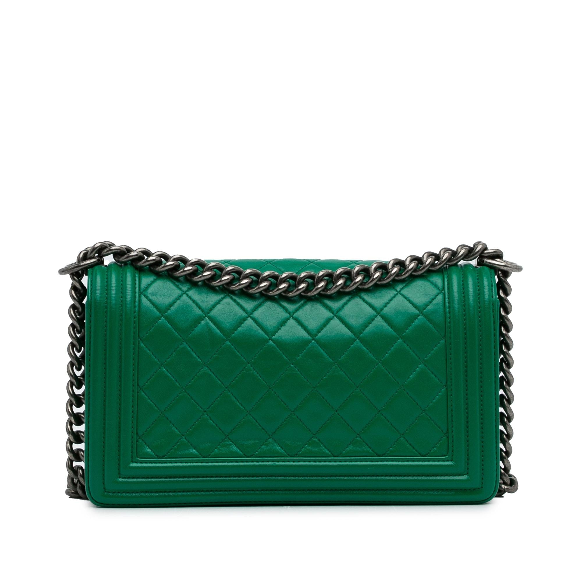 Chanel Medium Lambskin Boy Flap Bag (SHG-AlXMkC)