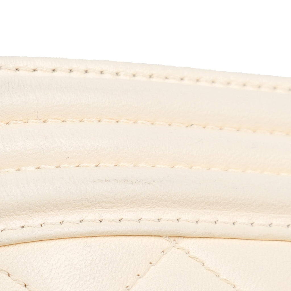 Chanel Medium Lambskin Boy Flap (SHG-RSLYkH)