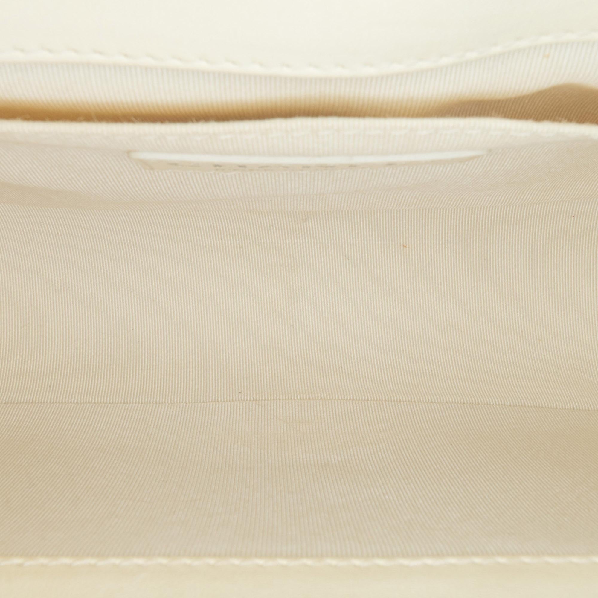 Chanel Medium Lambskin Boy Flap (SHG-RSLYkH)