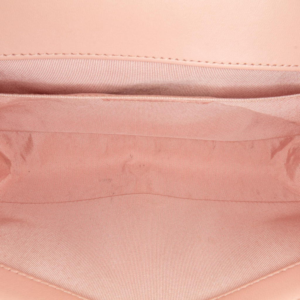 Chanel Medium Lambskin Boy Flap (SHG-Vca7fg)