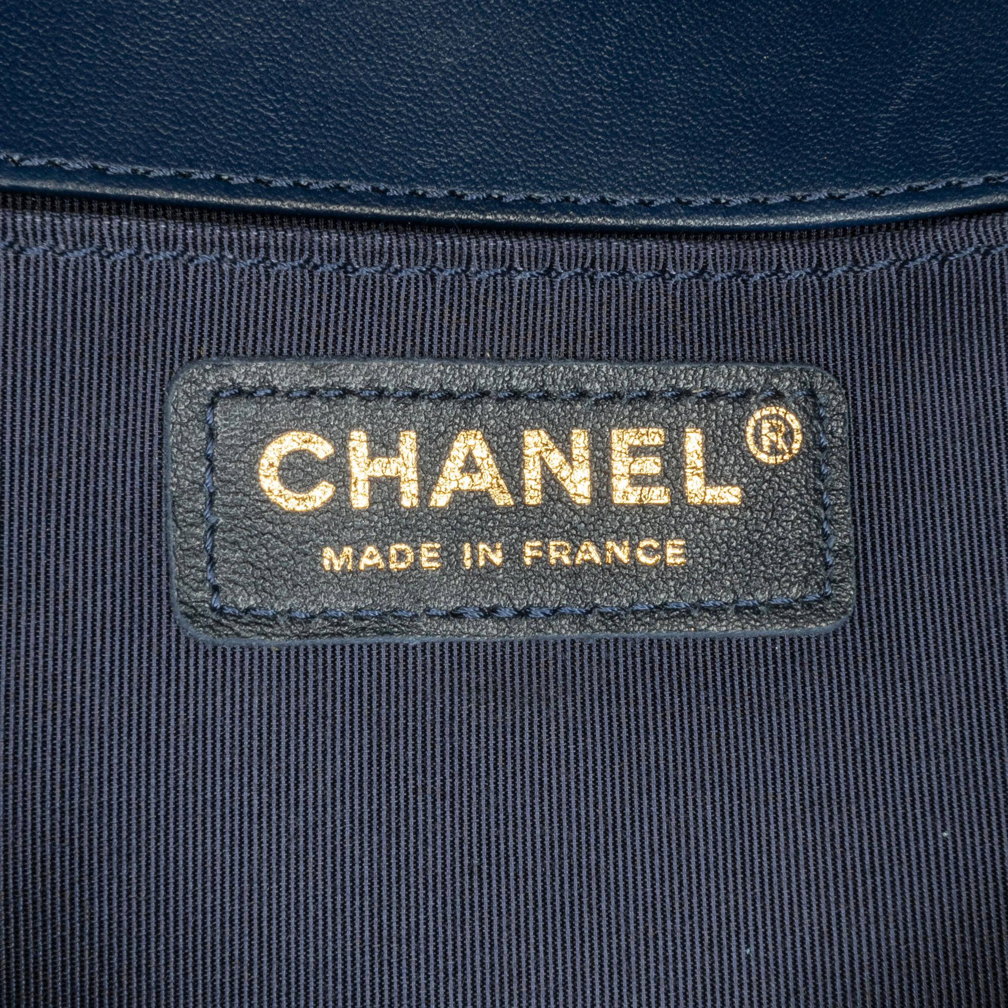 Chanel Medium Lambskin Boy Flap (SHG-ocopwr)