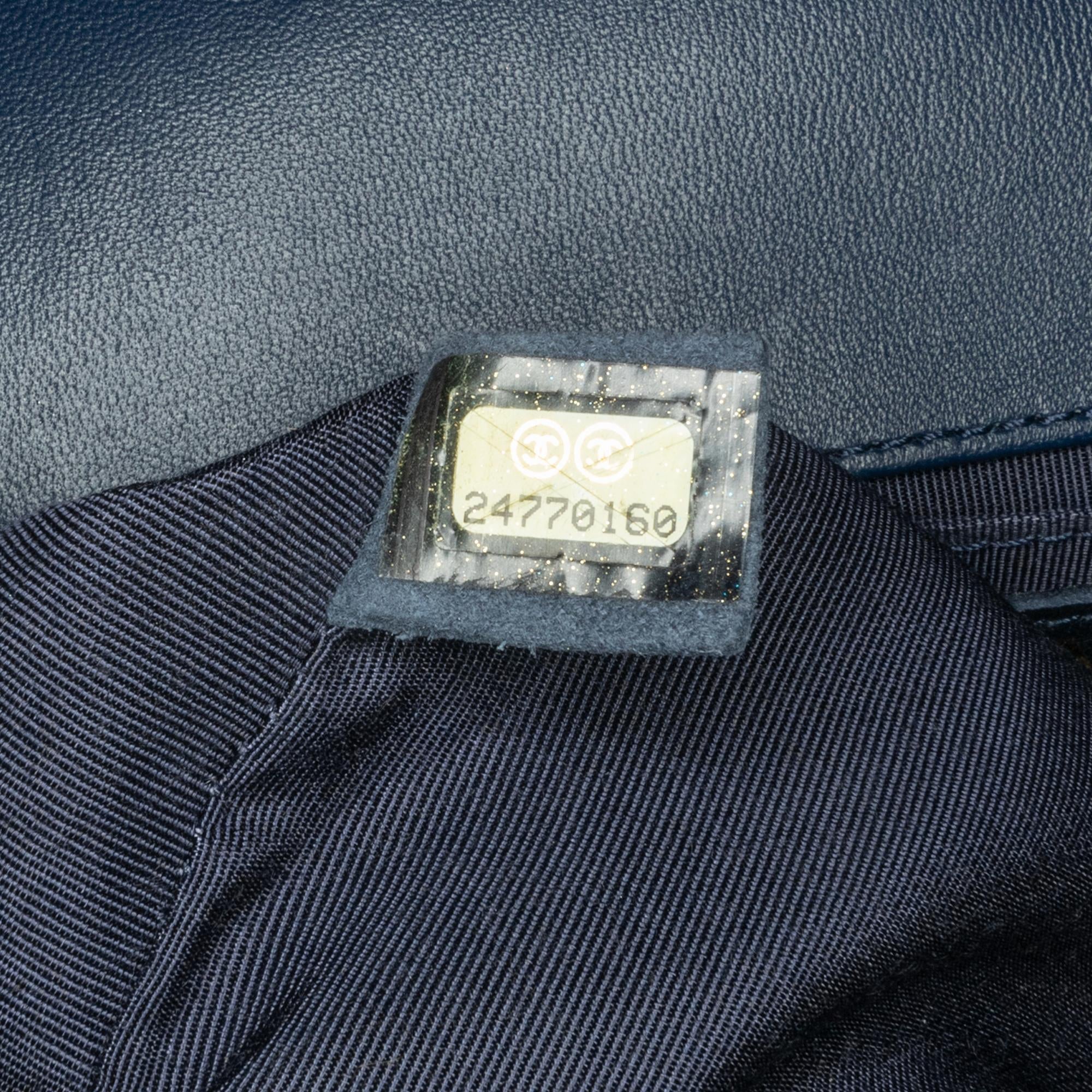 Chanel Medium Lambskin Boy Flap (SHG-ocopwr)