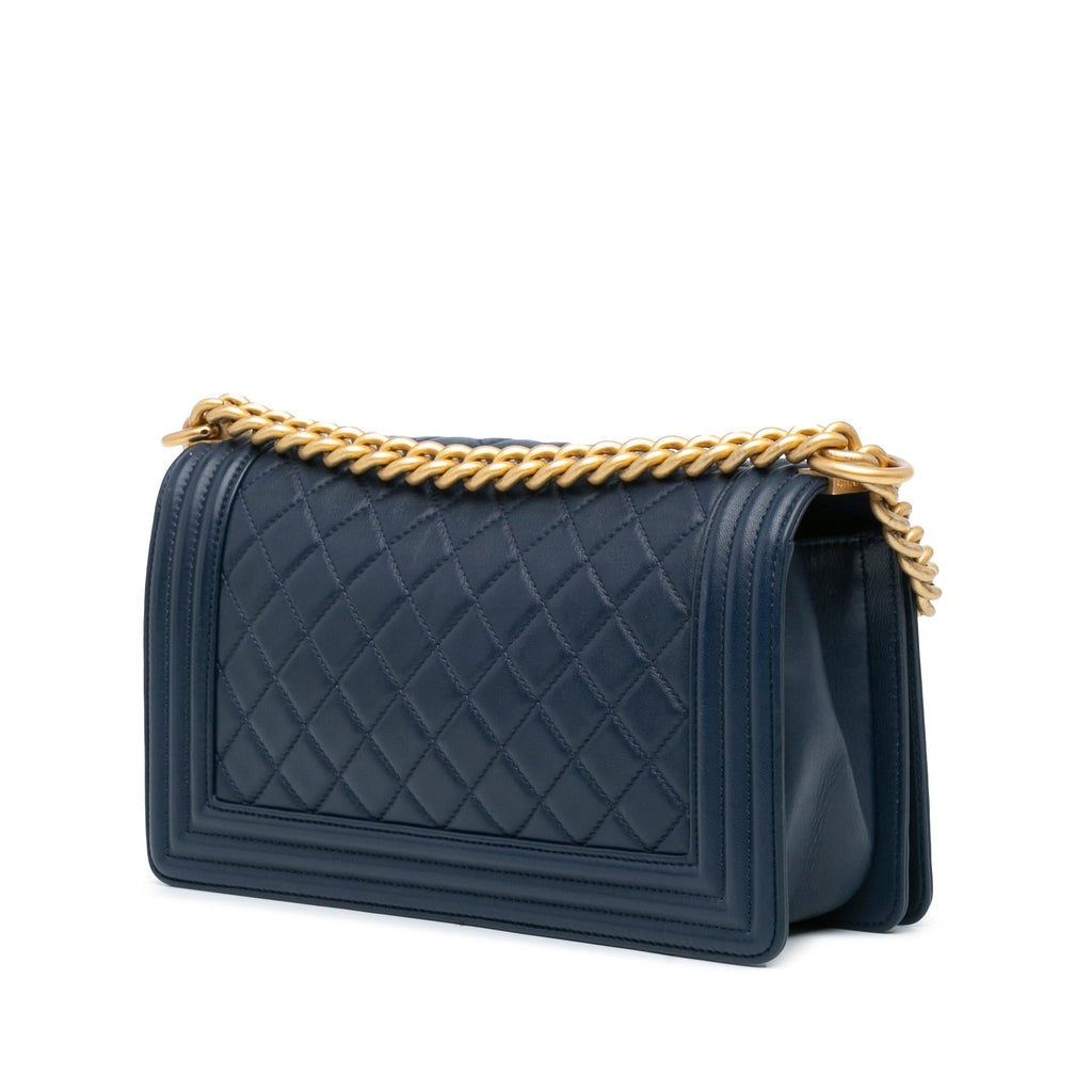 Chanel Medium Lambskin Boy Flap (SHG-ocopwr)