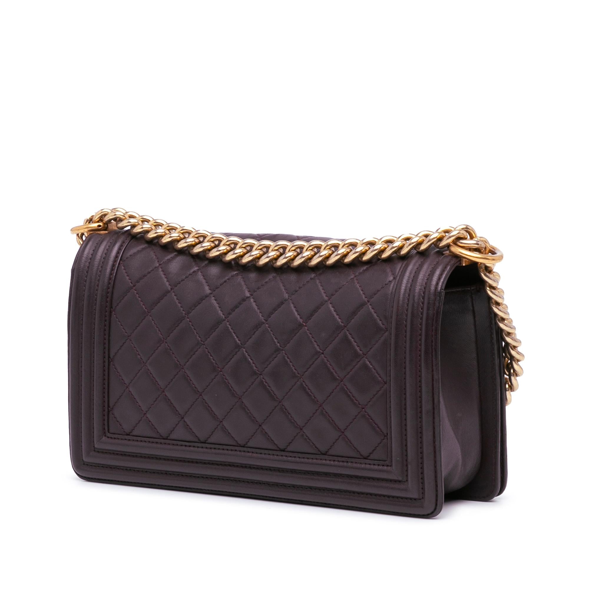 Chanel Medium Lambskin Boy Flap (SHG-0YmPx8)