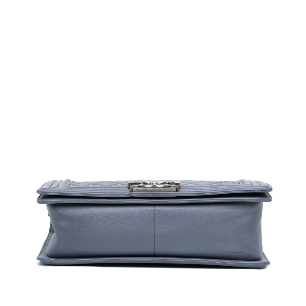 Chanel Medium Lambskin Boy Flap (SHG-EJte0o)