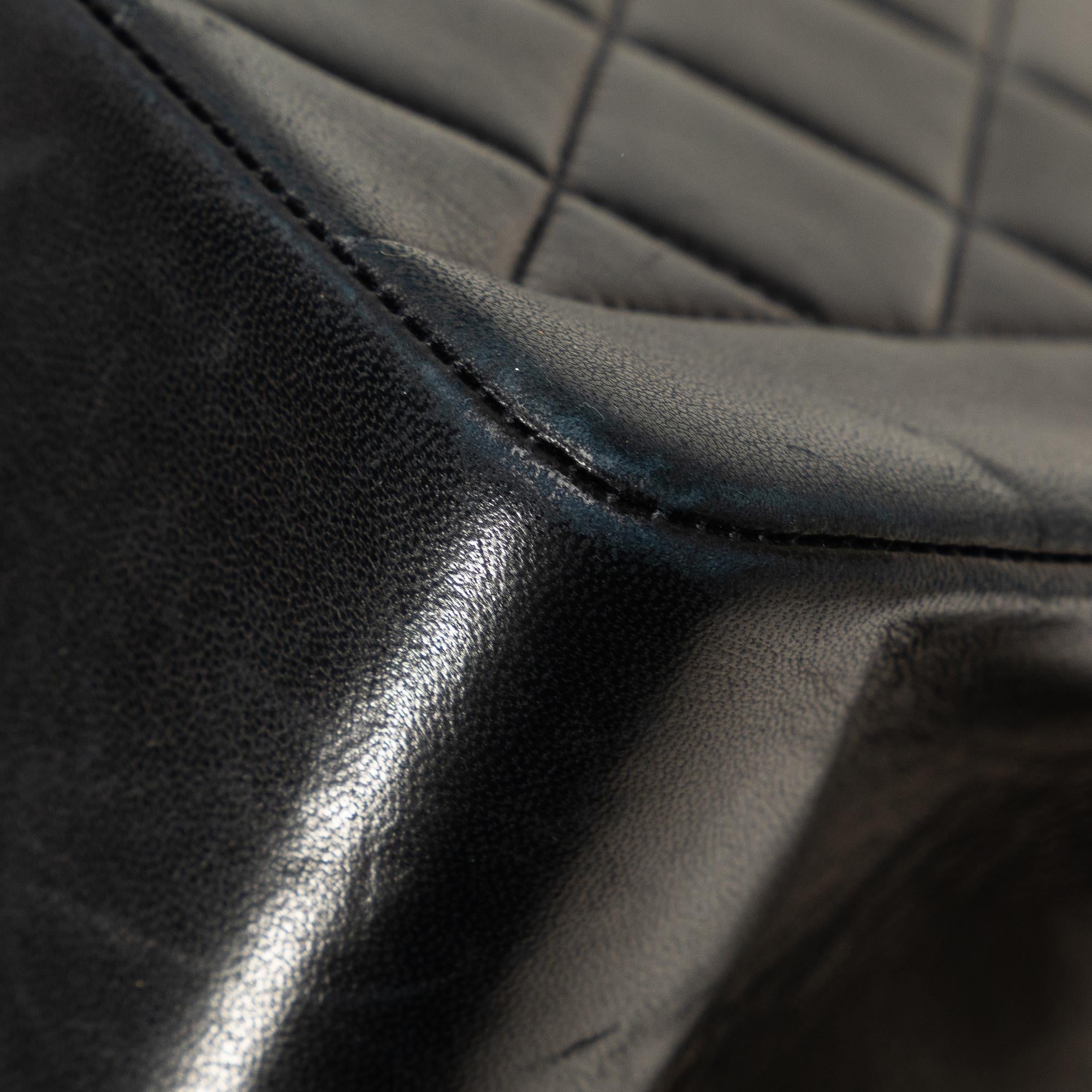 Chanel Medium Lambskin Diana Flap (SHG-CKvSGc)
