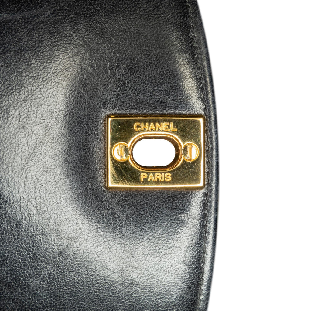 Chanel Medium Lambskin Diana Flap (SHG-YPOPPc)