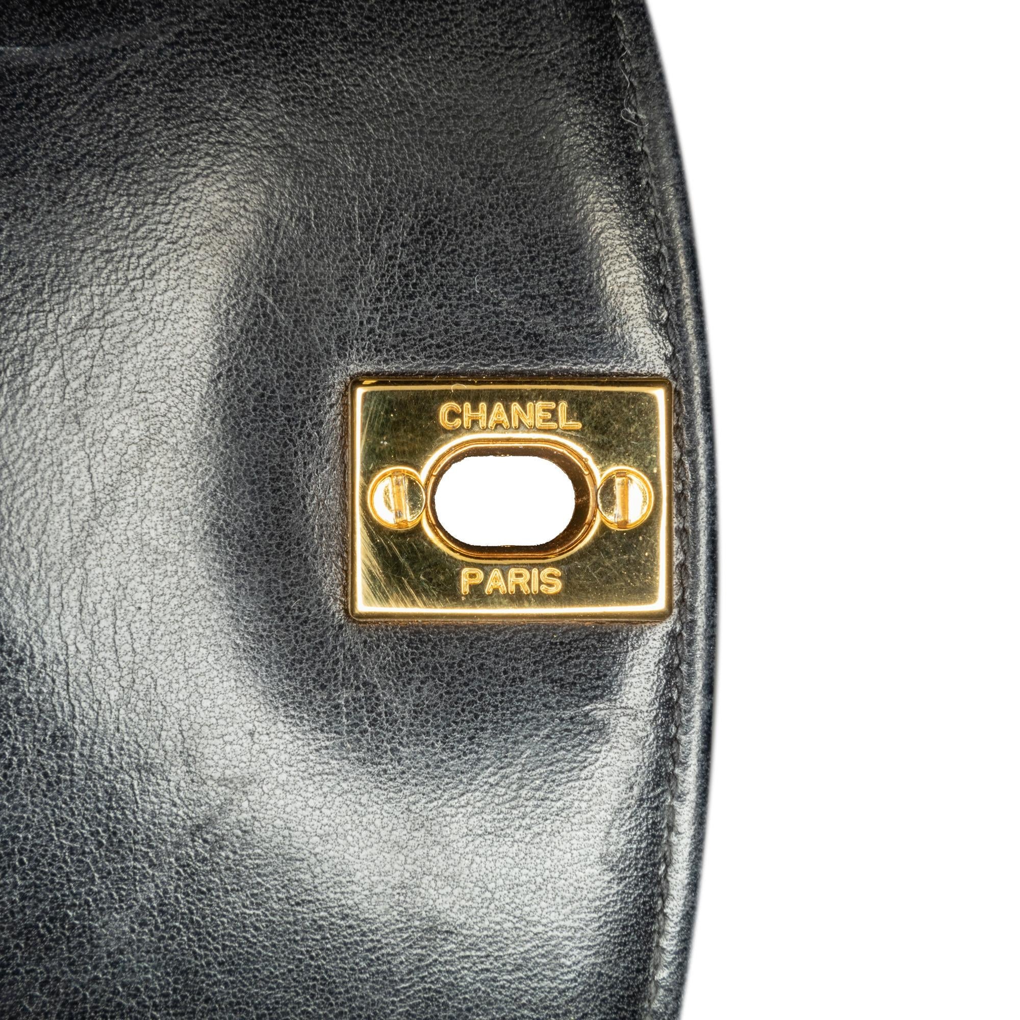 Chanel Medium Lambskin Diana Flap (SHG-YPOPPc)