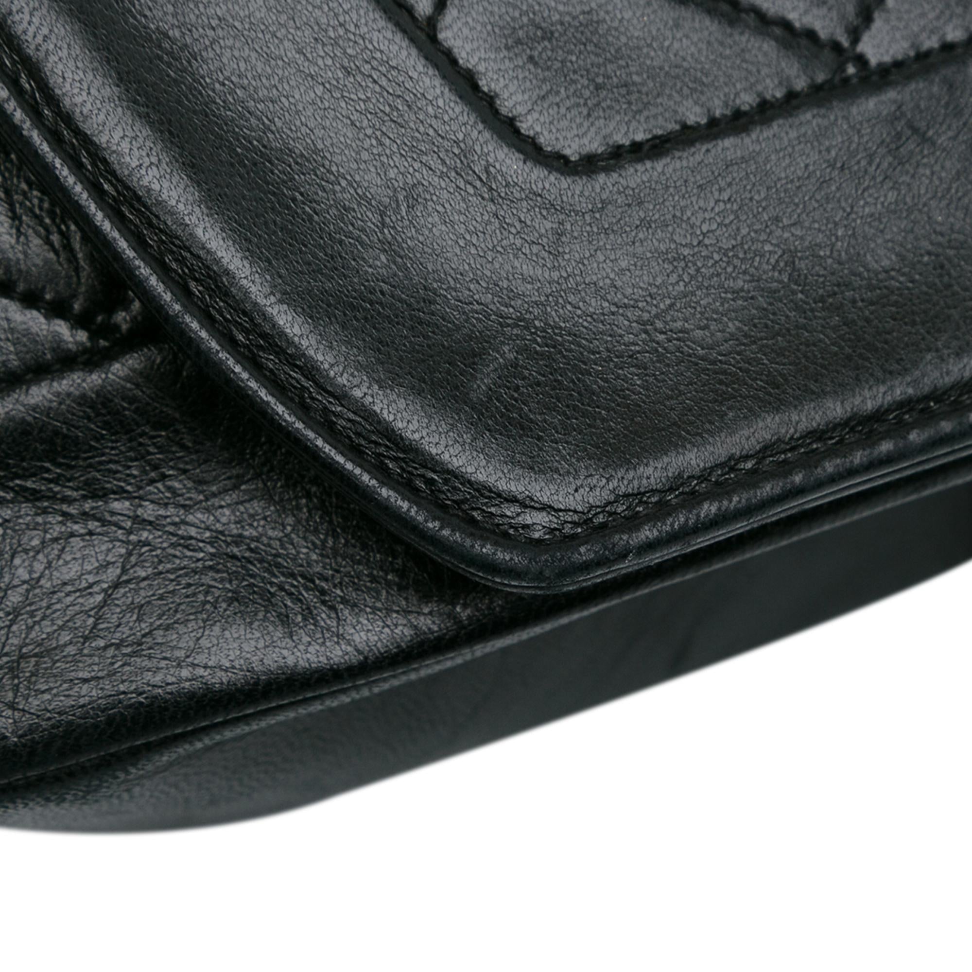 Chanel Medium Lambskin Diana Flap (SHG-YPOPPc)
