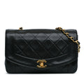 Chanel Medium Lambskin Diana Flap (SHG-YPOPPc)
