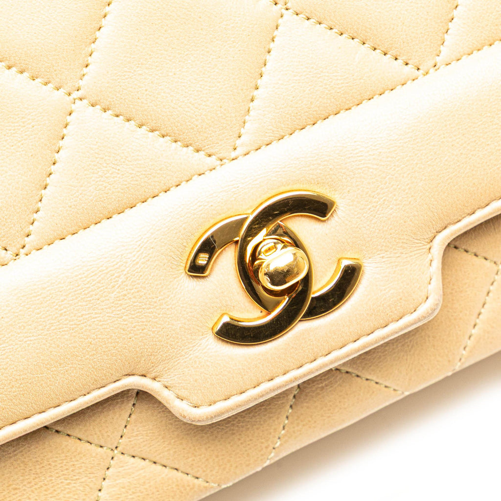 Chanel Medium Lambskin Diana Full Flap