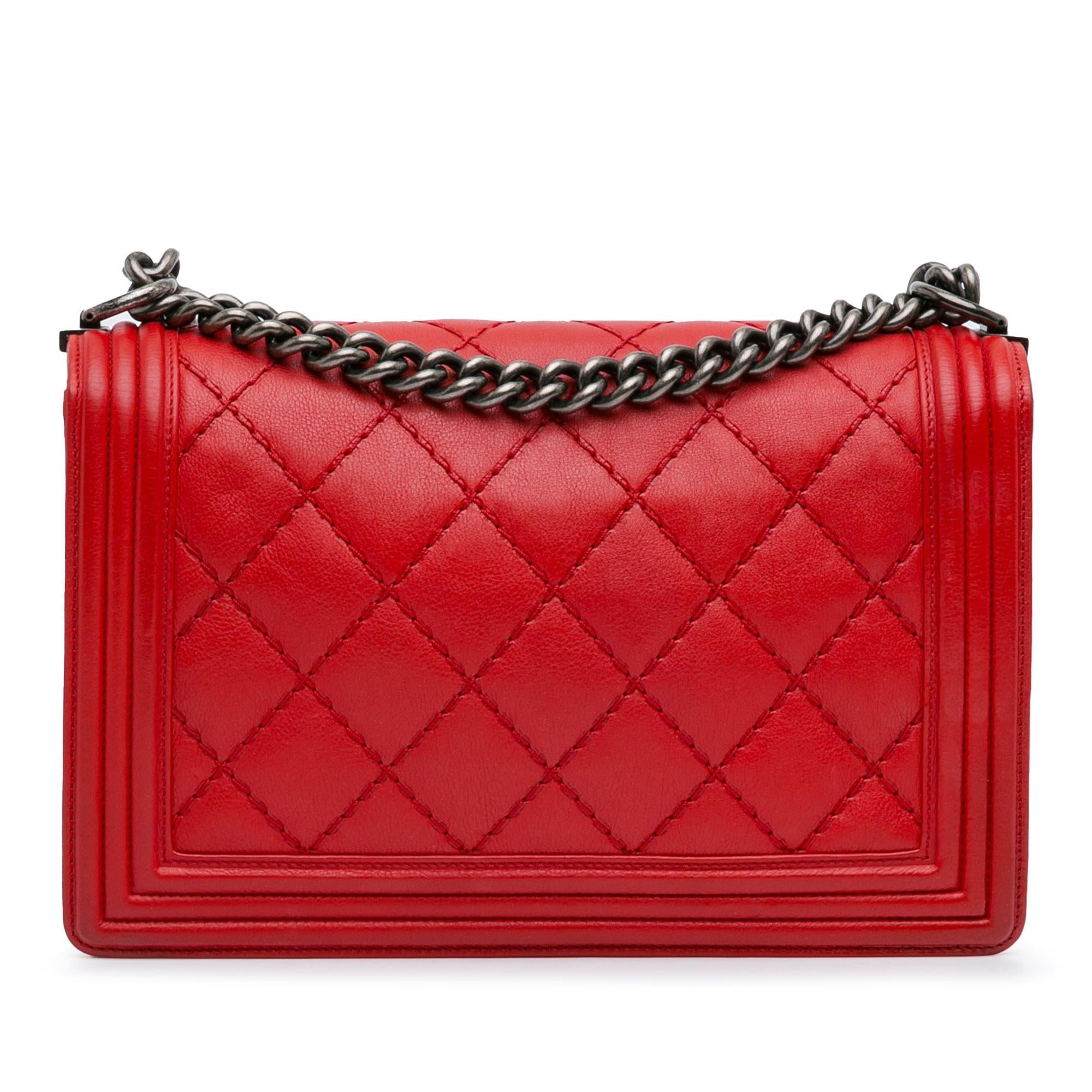 Chanel Medium Lambskin Double Stitch Boy Flap (SHG-HDDAJQ)