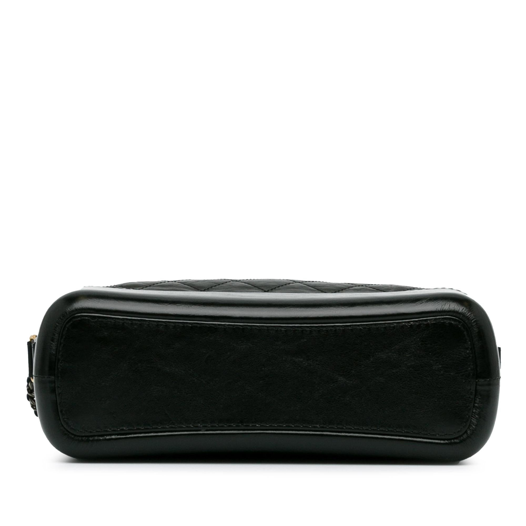 Chanel Medium Lambskin Gabrielle Crossbody (SHG-D85tG6)