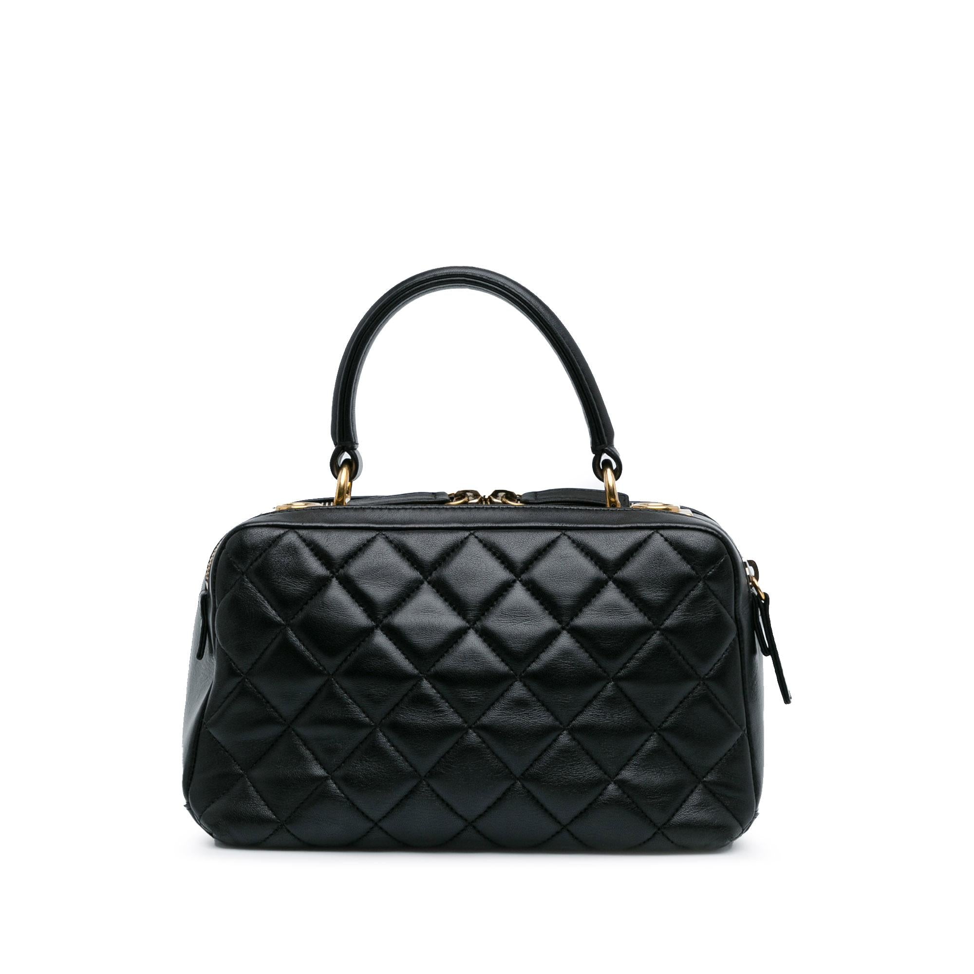 Chanel Medium Lambskin Trendy CC Bowling Bag (SHG-JDAaY3)