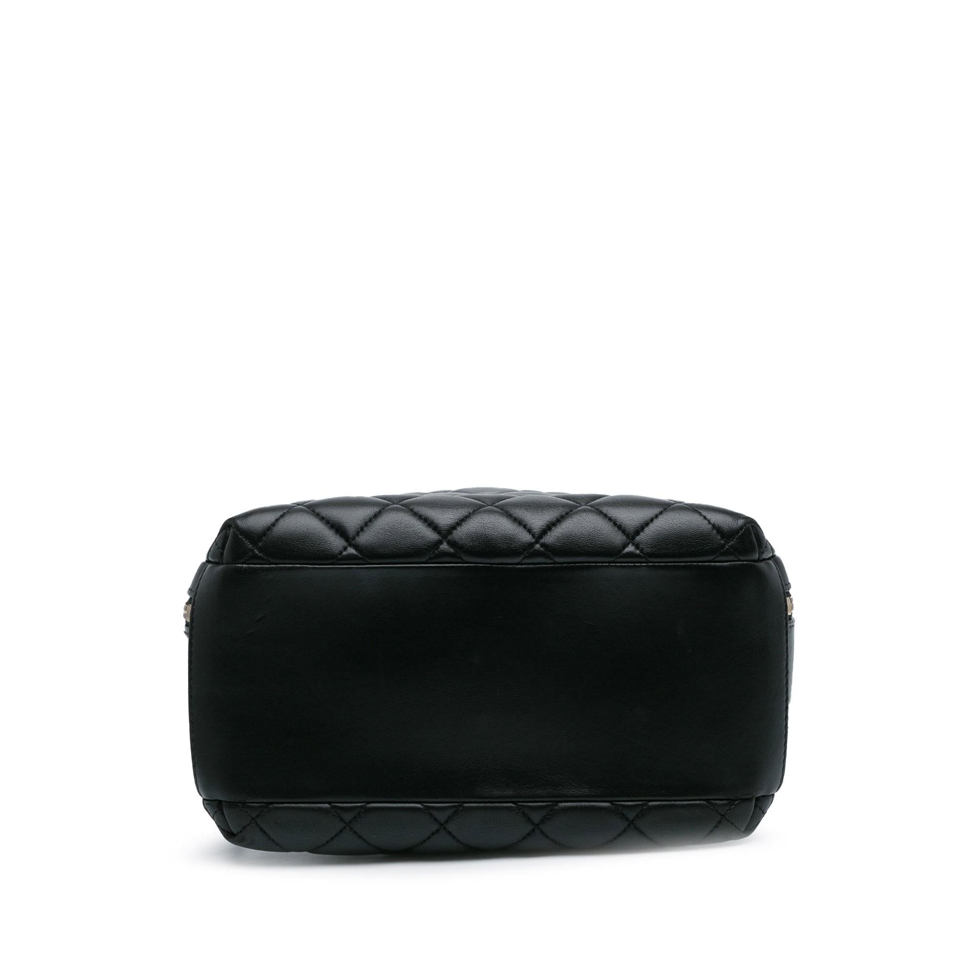Chanel Medium Lambskin Trendy CC Bowling Bag (SHG-JDAaY3)