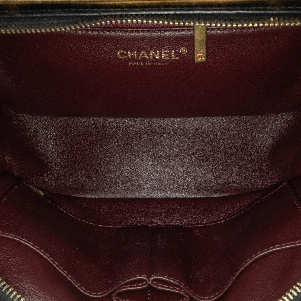 Chanel Medium Lambskin Trendy CC Bowling Bag (SHG-JDAaY3)