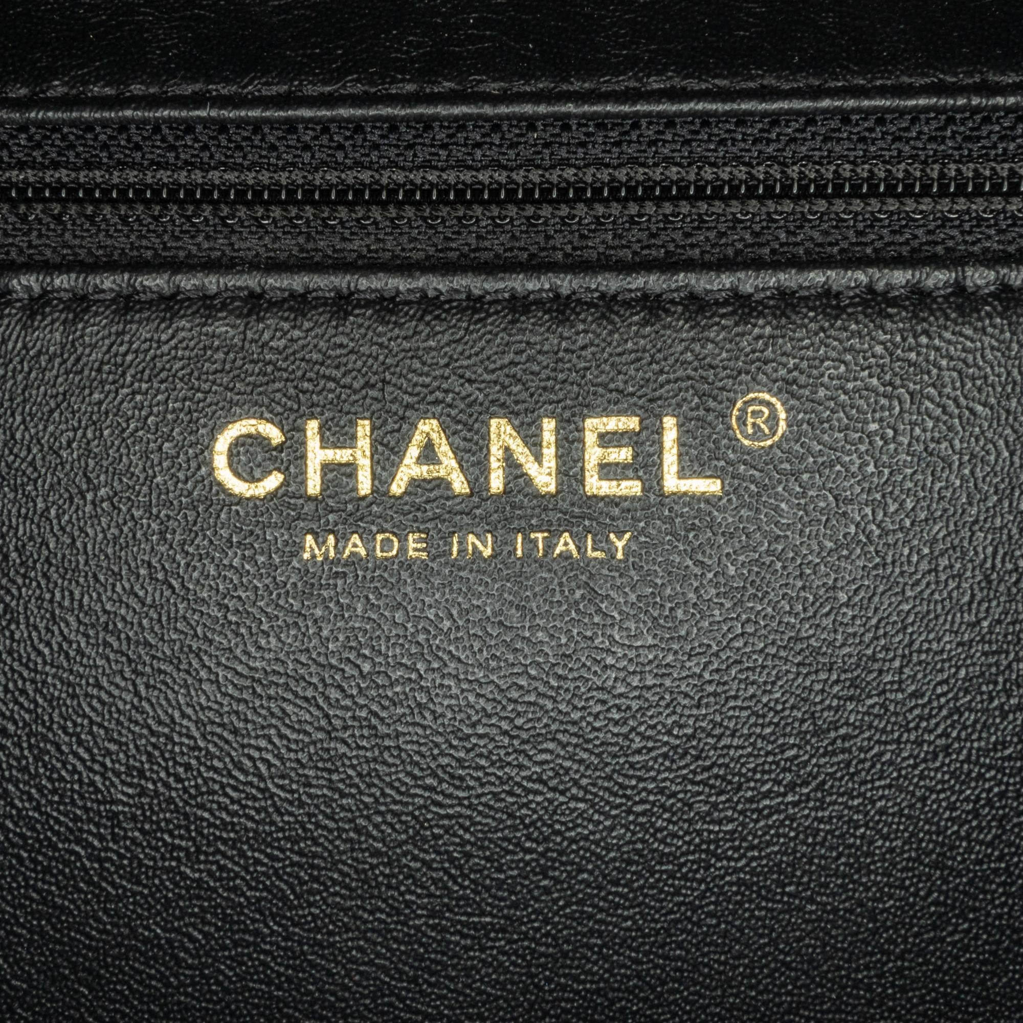 Chanel Medium Lambskin Trendy CC Bowling Bag (SHG-6zNdDE)