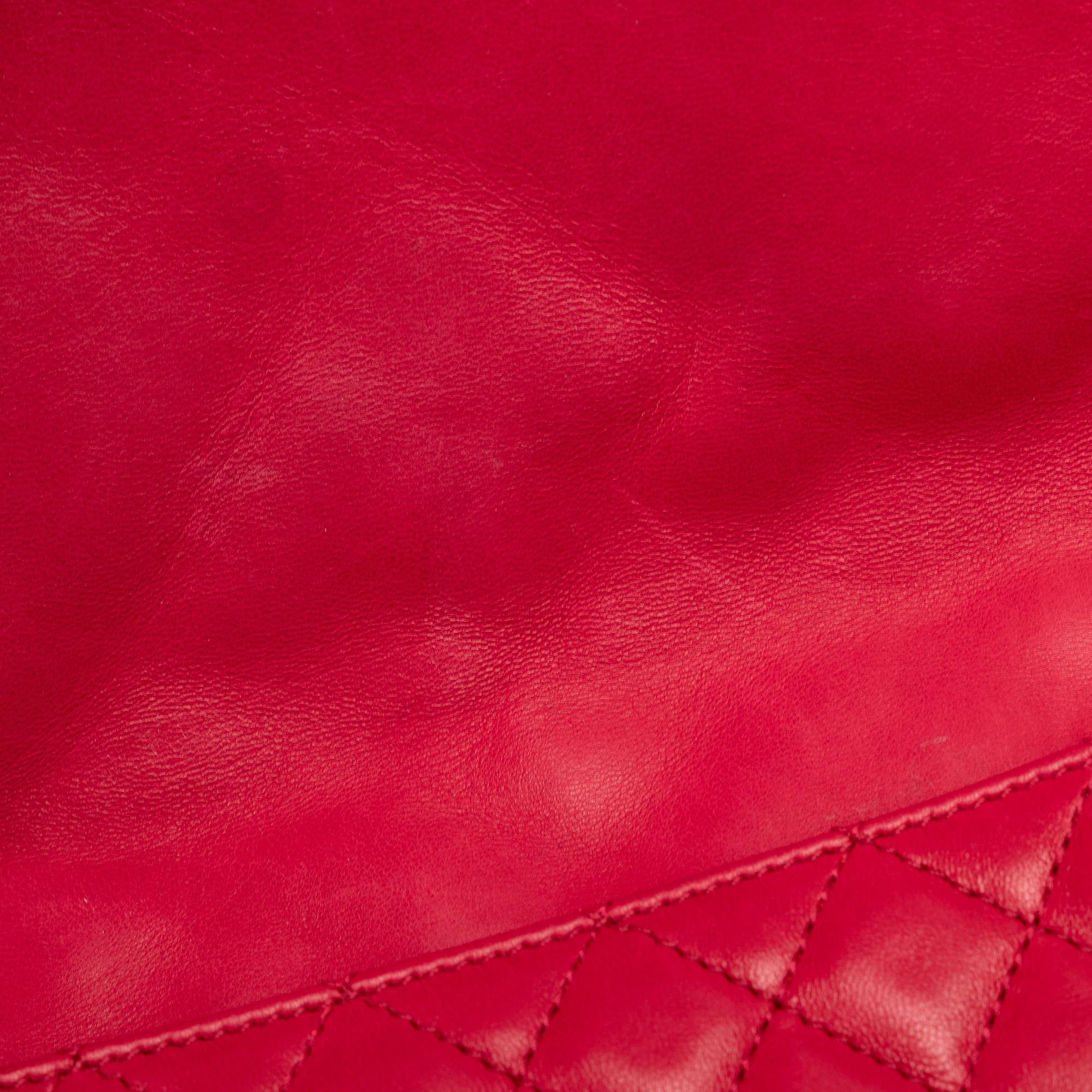 Chanel Medium Lambskin Valentine Heart Charms Single Flap (SHG-daODEP)