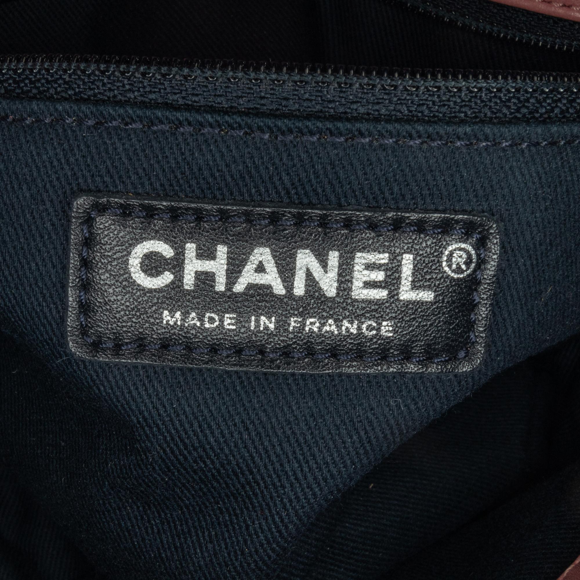 Chanel Medium Microquilted Lambskin Flap (SHG-ZOgysV)