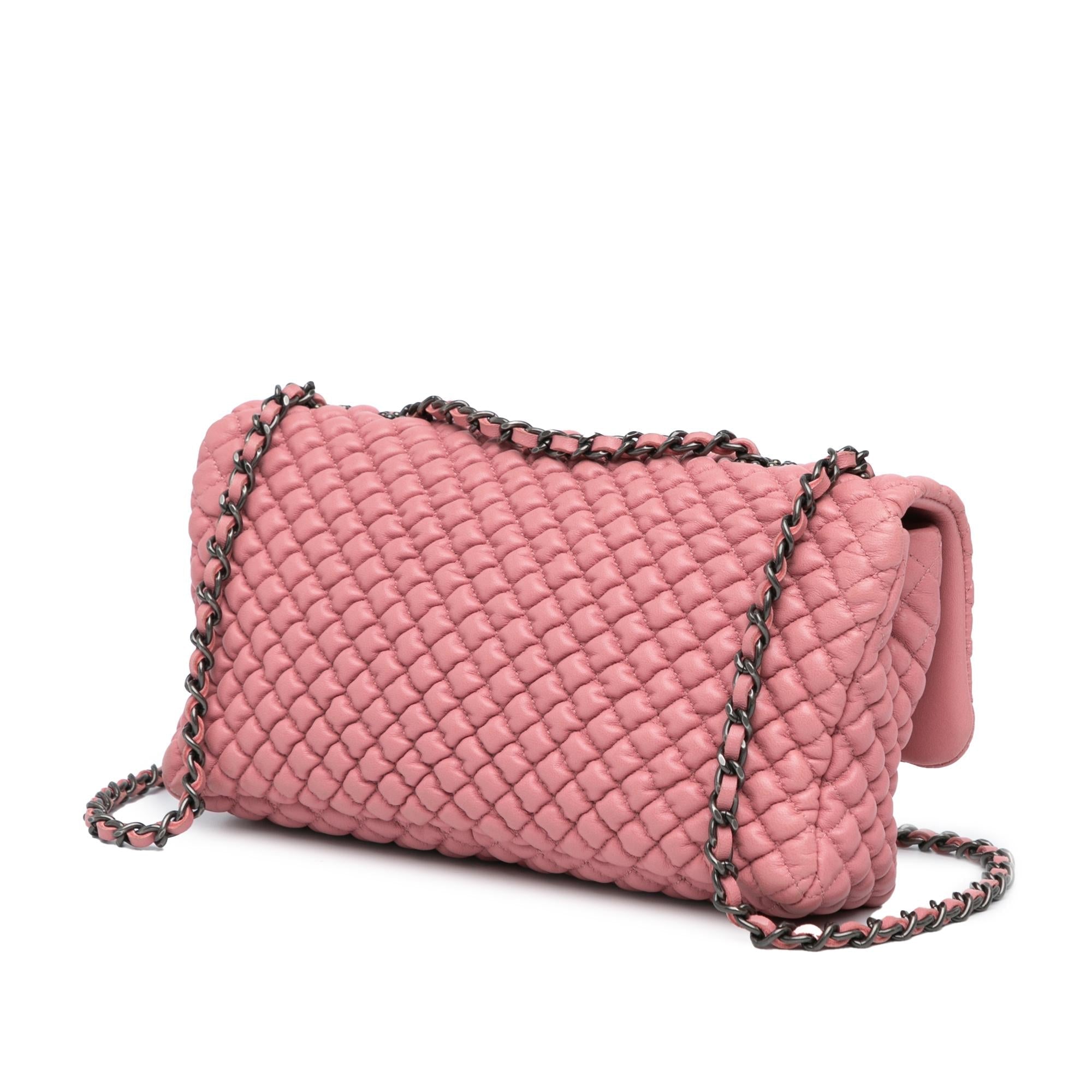 Chanel Medium Microquilted Lambskin Flap (SHG-ZOgysV)