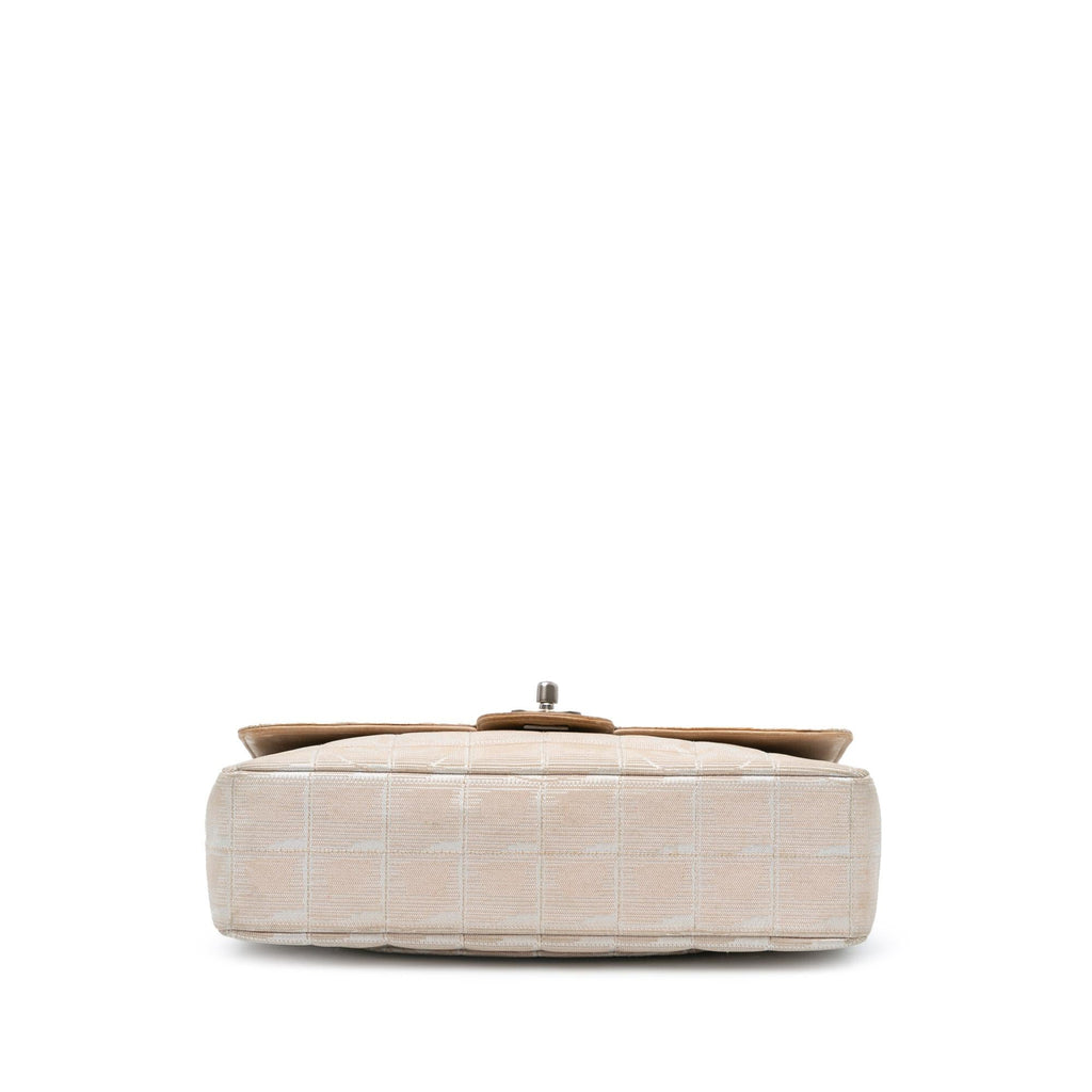 Chanel Medium New Travel Line Classic Single Flap