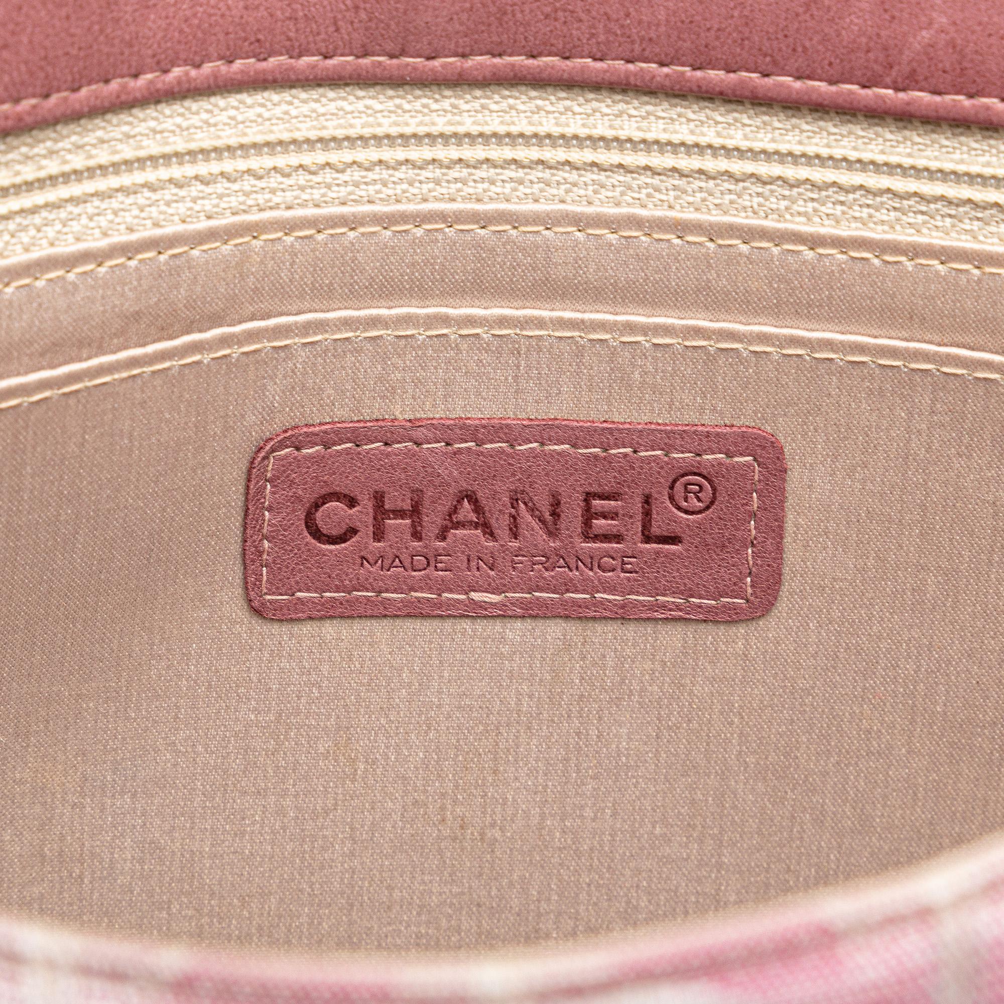 Chanel Medium New Travel Line Single Flap (SHG-uIyp6F)