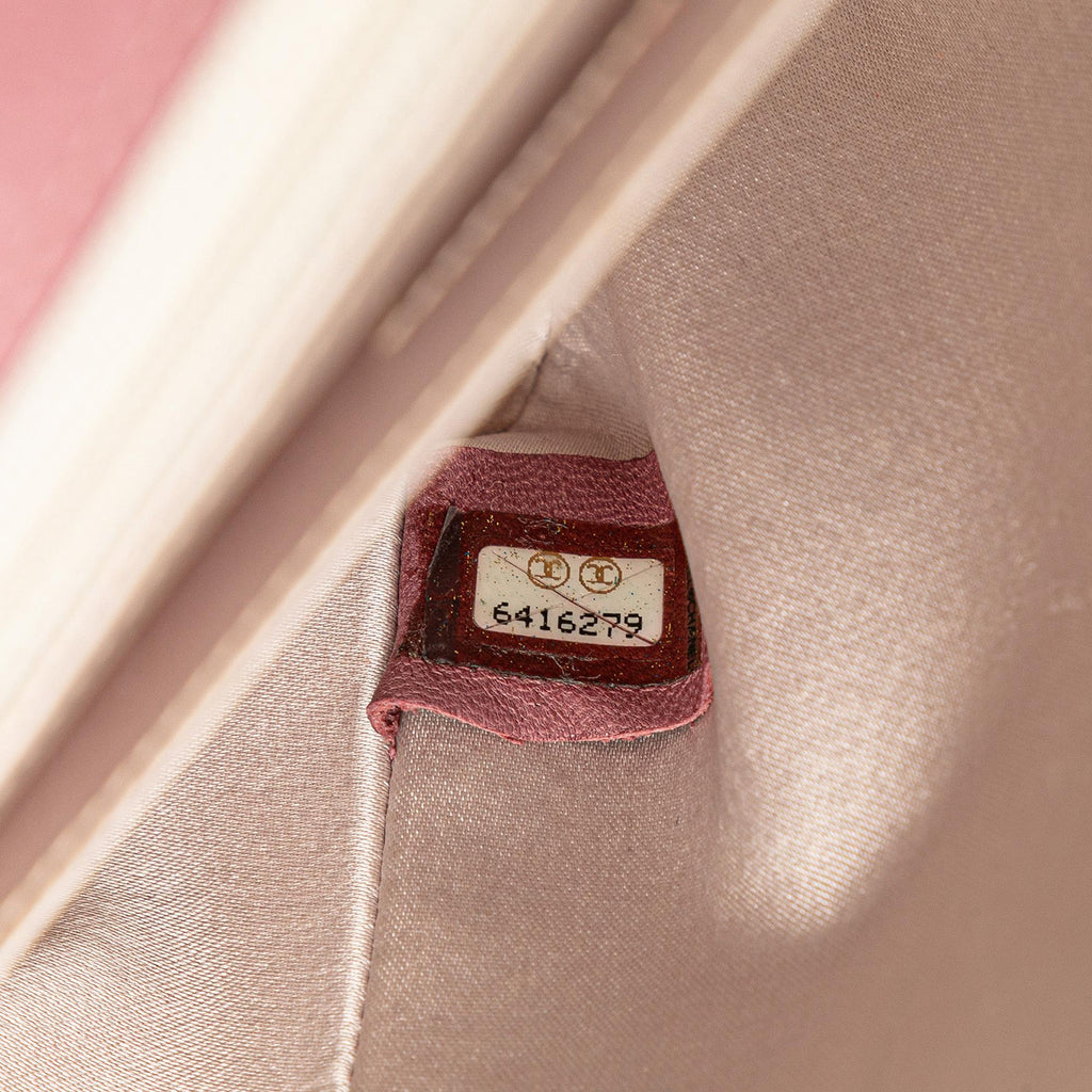 Chanel Medium New Travel Line Single Flap (SHG-uIyp6F)