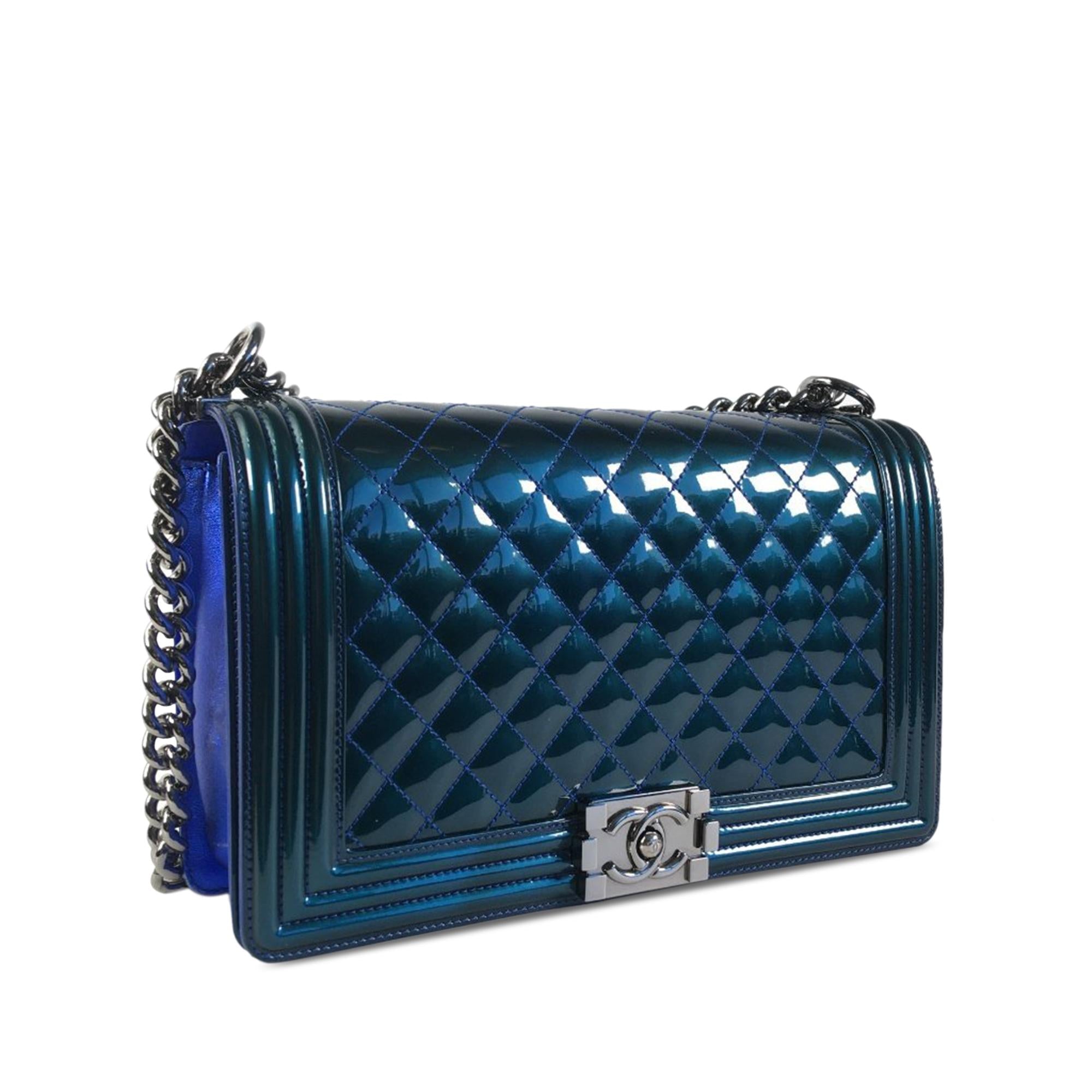 Chanel Medium Patent Boy Flap (SHG-uR2EFs)