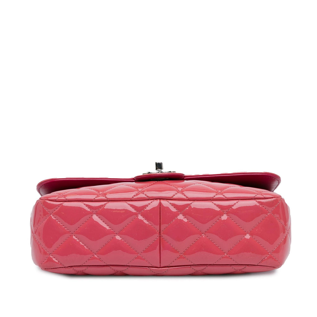 Chanel Medium Patent Coco Shine Flap (SHG-nPn5nJ)
