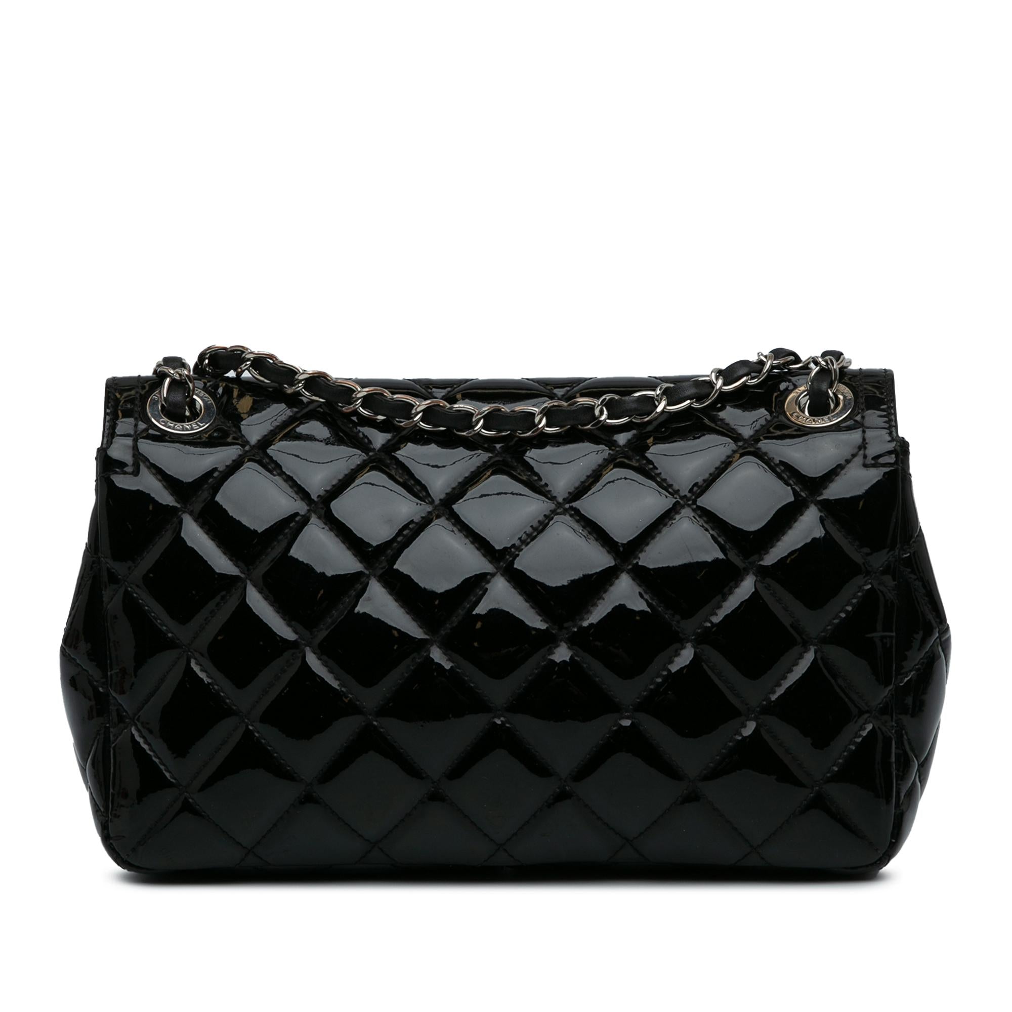 Chanel Medium Patent Coco Shine Flap (SHG-jeEdZZ)