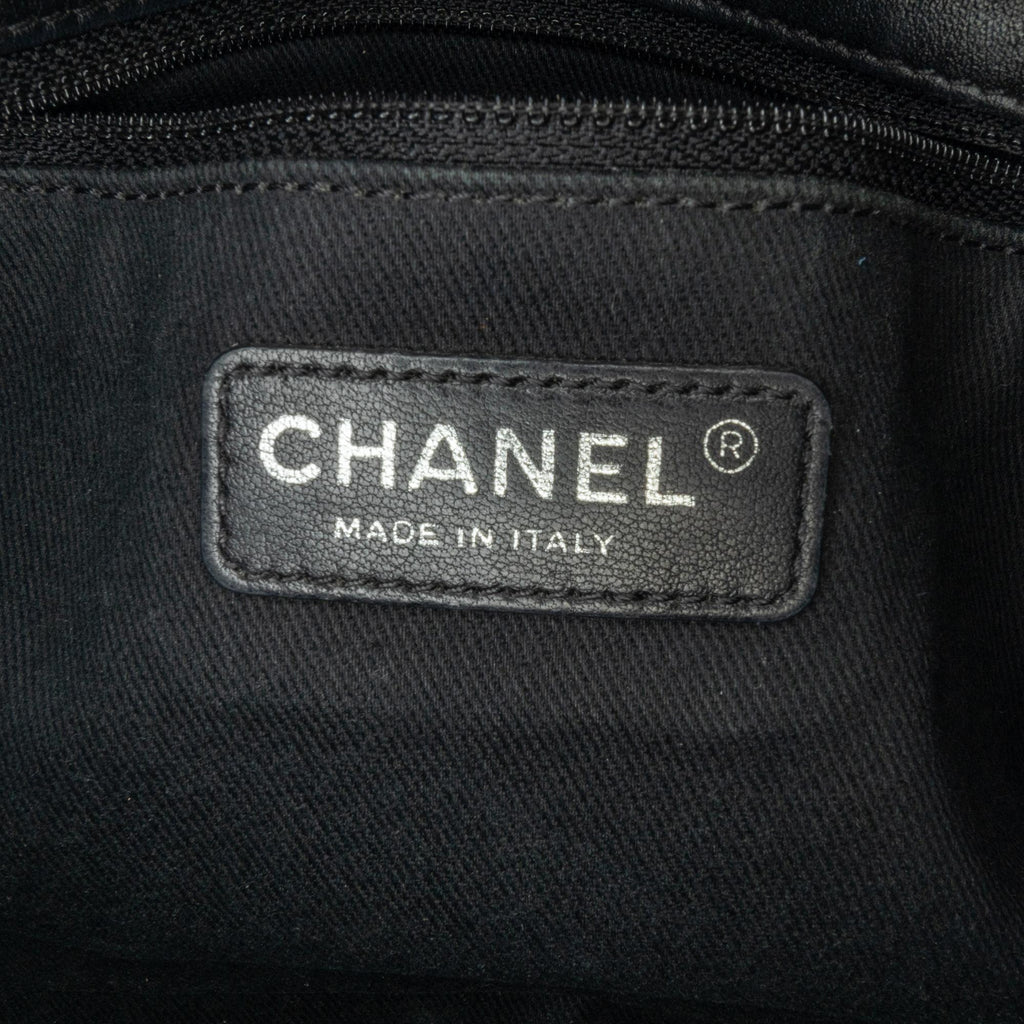 Chanel Medium Patent Coco Shine Flap (SHG-jeEdZZ)