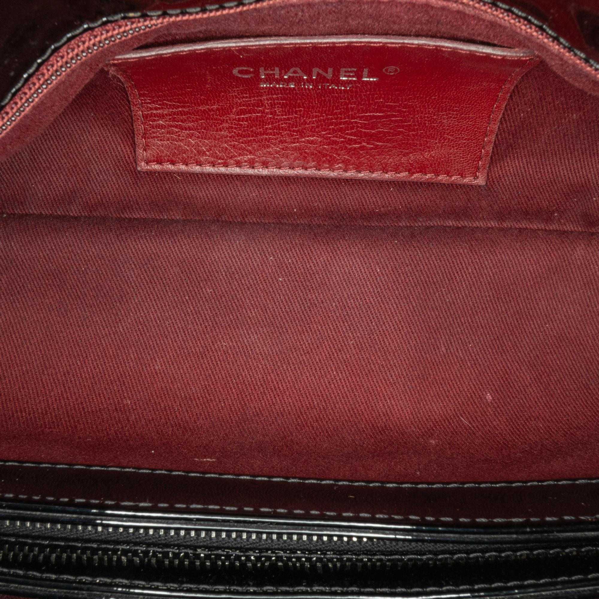 Chanel Medium Patent Just Mademoiselle Shoulder Bag (SHG-IKOedq)