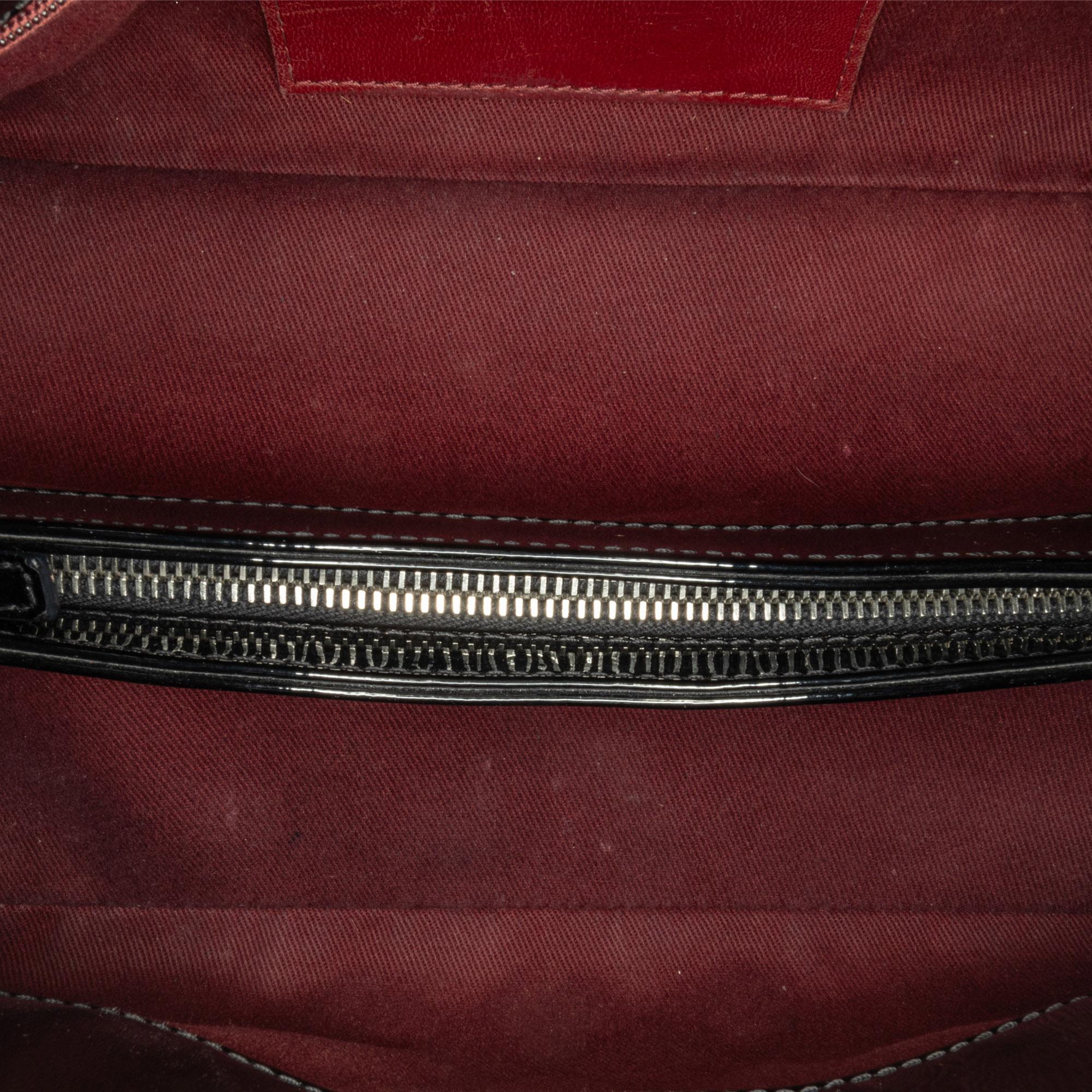 Chanel Medium Patent Just Mademoiselle Shoulder Bag (SHG-IKOedq)