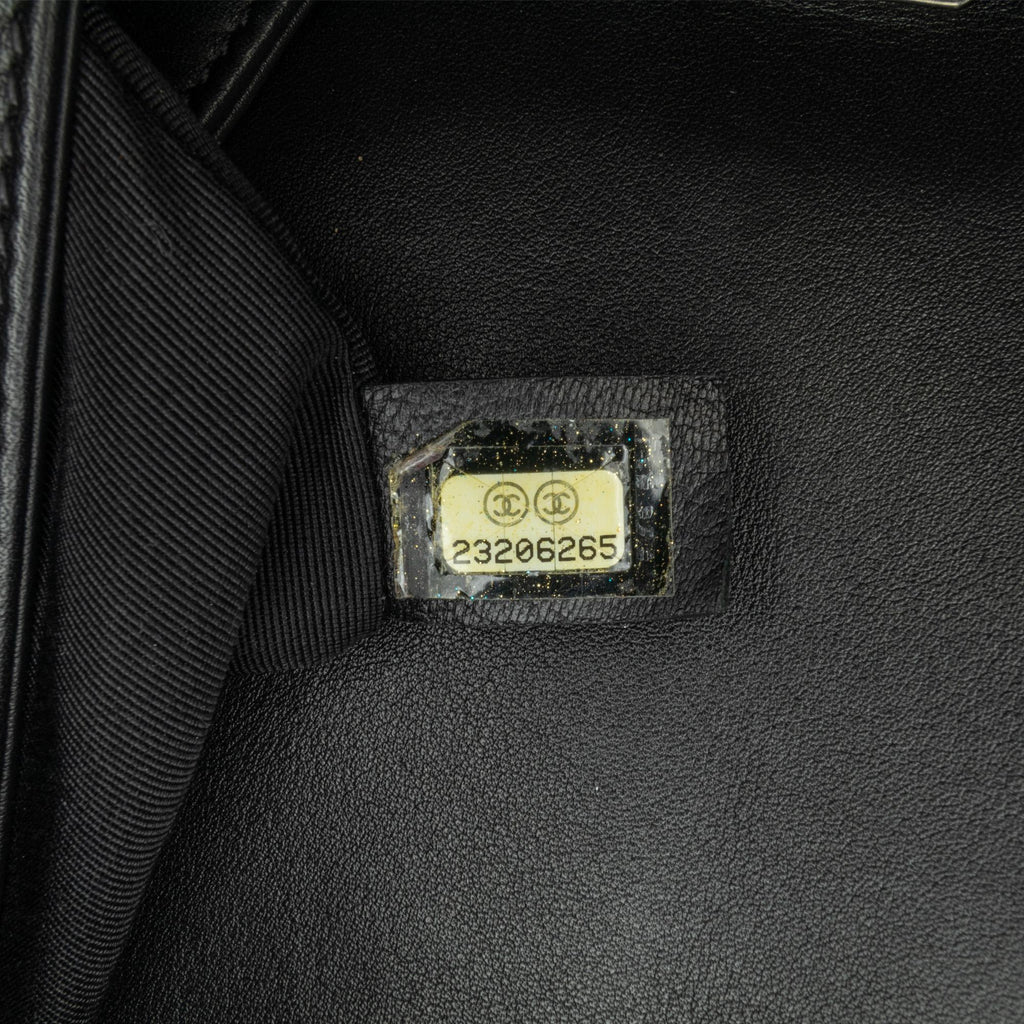 Chanel Medium Pleated Calfskin Boy In Rome Flap (SHG-DQWgfZ)
