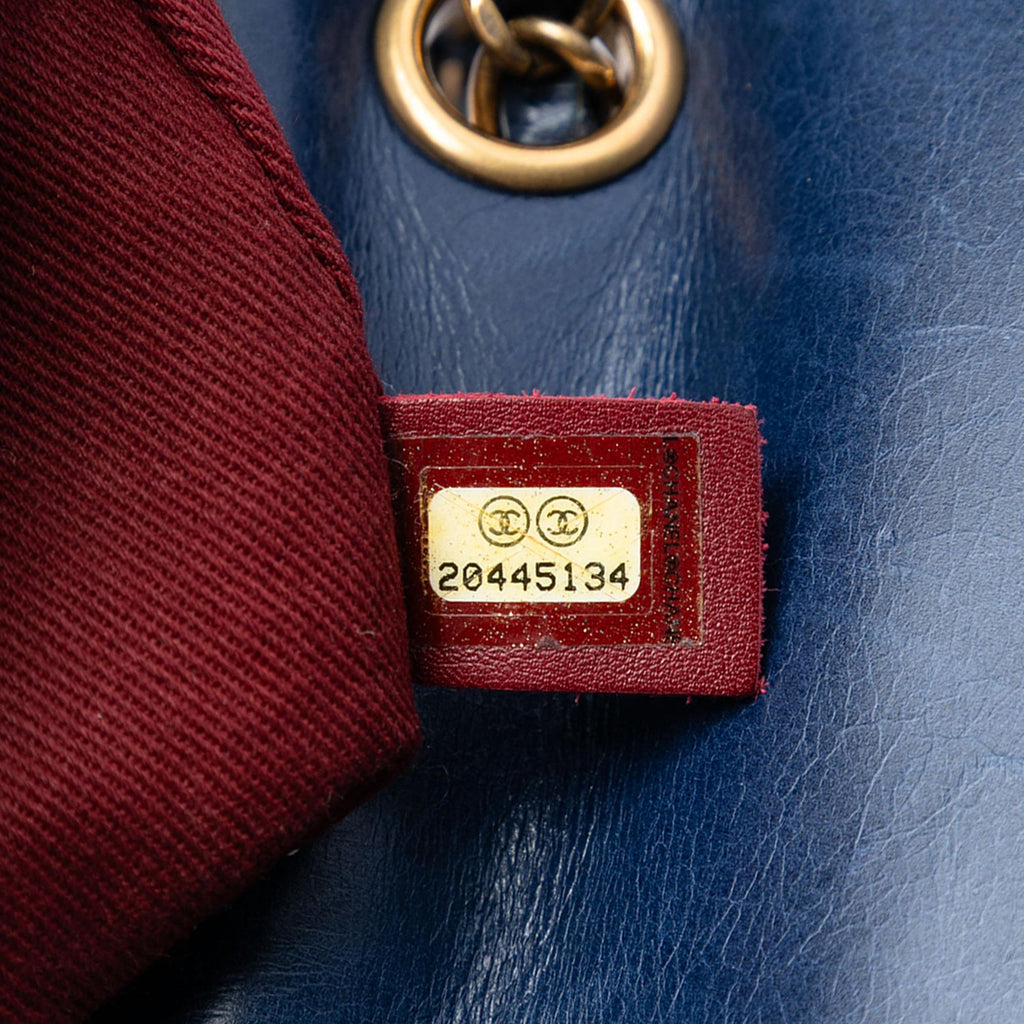 Chanel Medium Quilted Aged Calfskin Bubble CC Flap