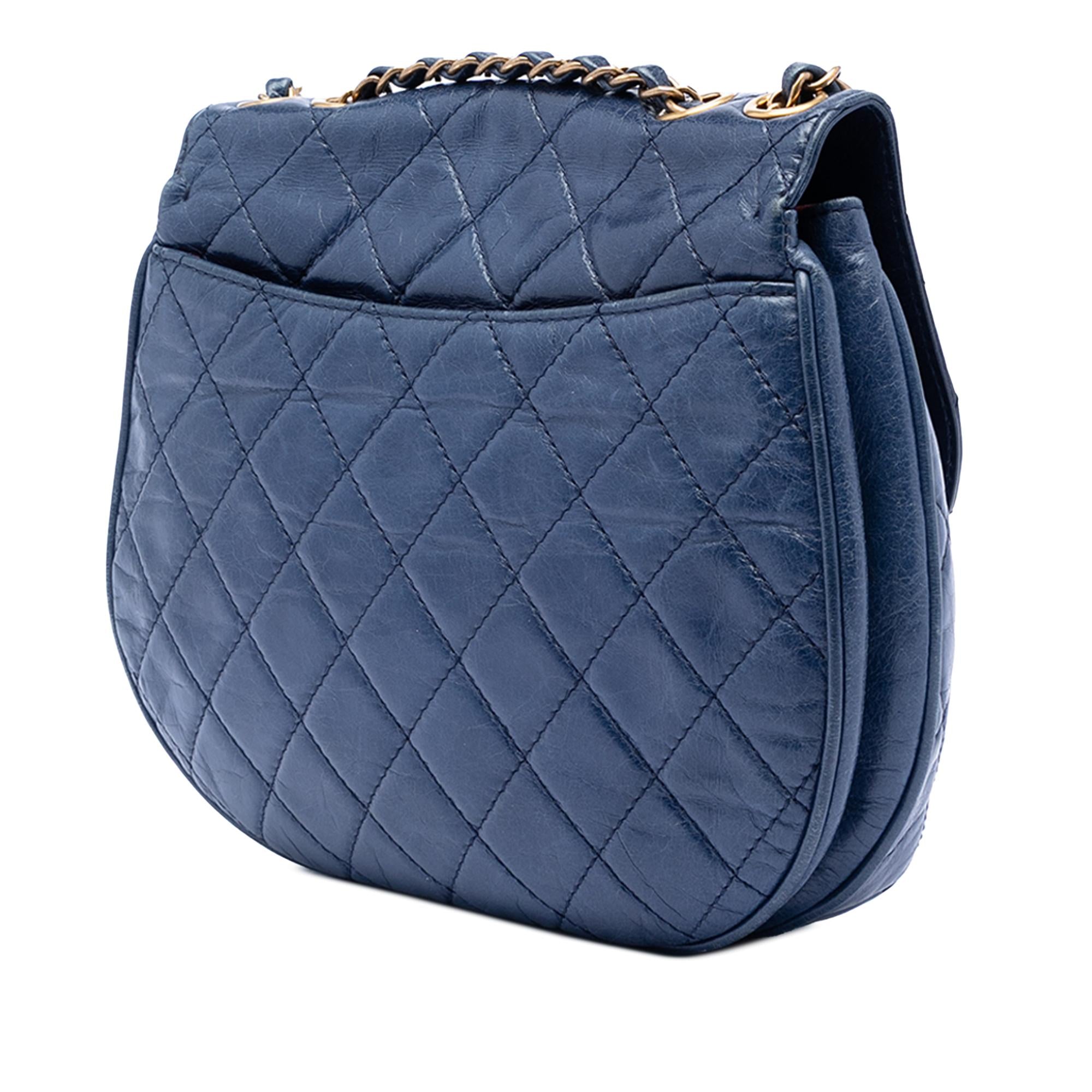 Chanel Medium Quilted Aged Calfskin Bubble CC Flap