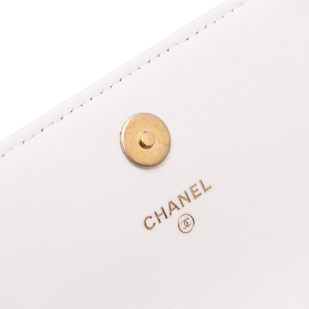 Chanel Medium Quilted Calfskin Enchained Flap