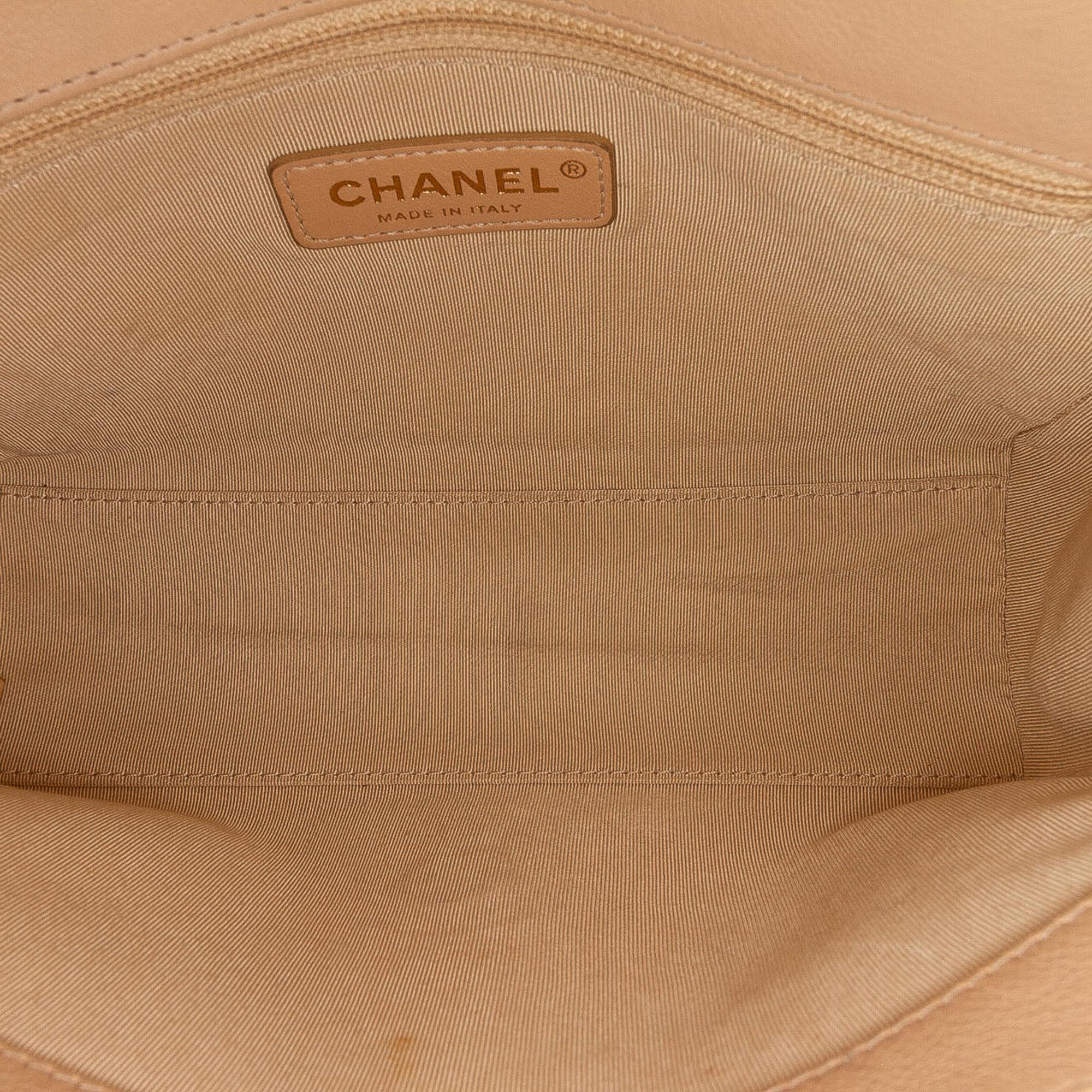 Chanel Medium Quilted Calfskin Label Click Flap