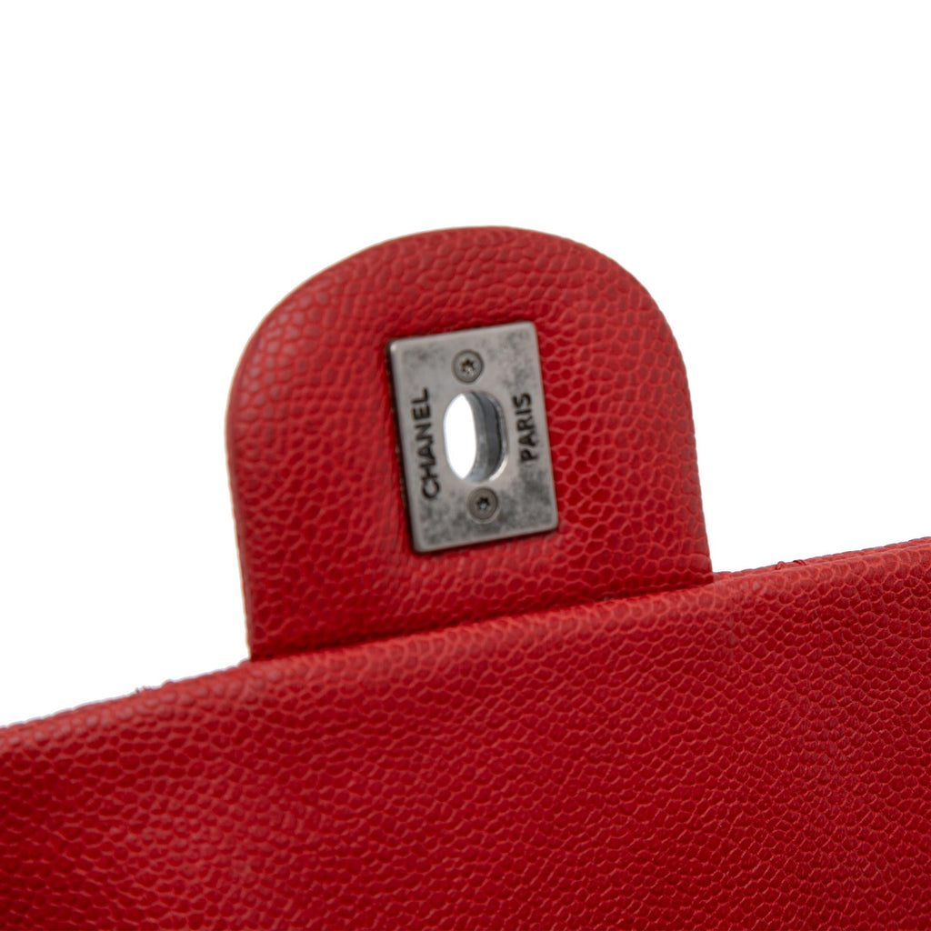 Chanel Medium Quilted Caviar Easy Flap (SHG-z0x1eb)