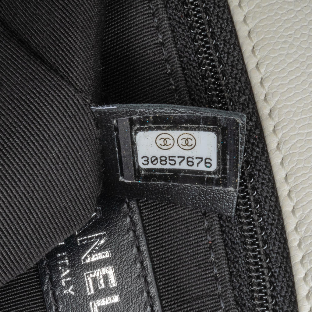 Chanel Medium Quilted Caviar My Everything Flap (SHG-s1Beqb)