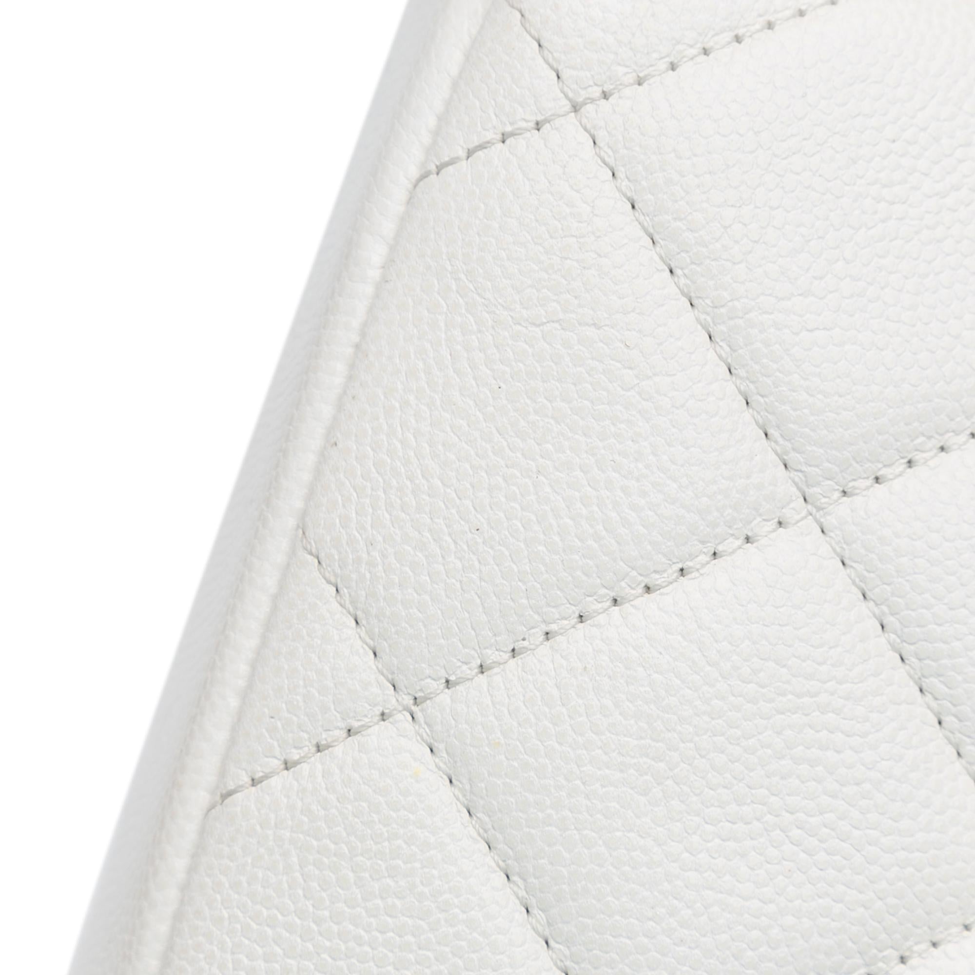 Chanel Medium Quilted Caviar My Everything Flap (SHG-s1Beqb)