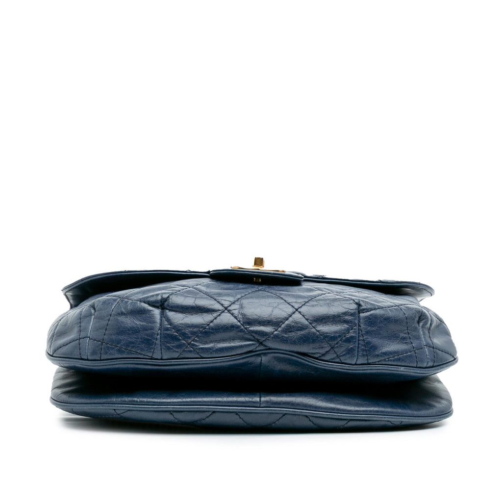 Chanel Medium Quilted Glazed Calfskin Bubble CC Flap