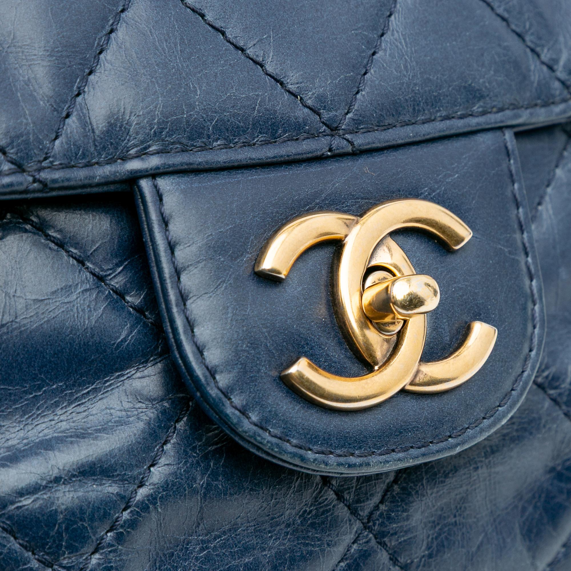 Chanel Medium Quilted Glazed Calfskin Bubble CC Flap