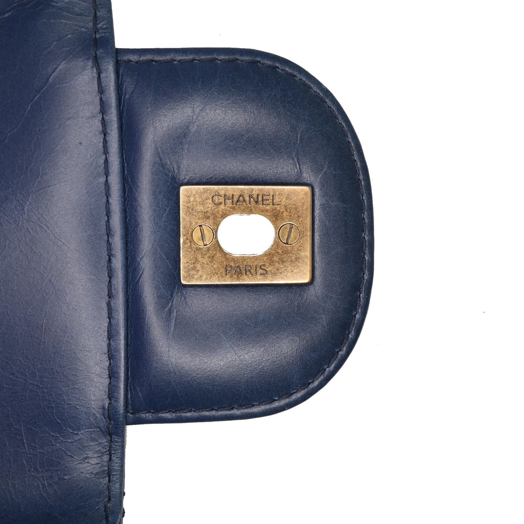 Chanel Medium Quilted Glazed Calfskin Bubble CC Flap